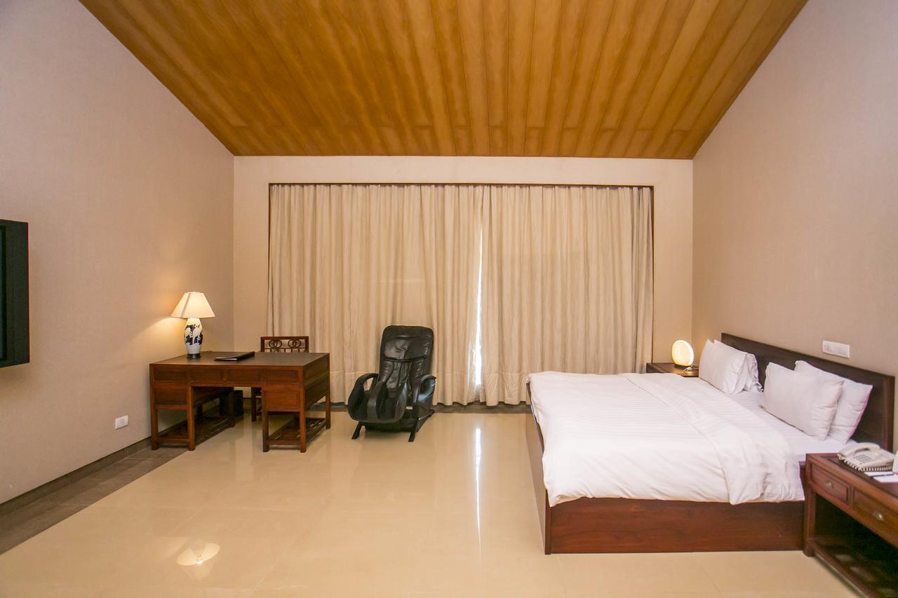 Lagos Oriental Hotel Экстерьер фото