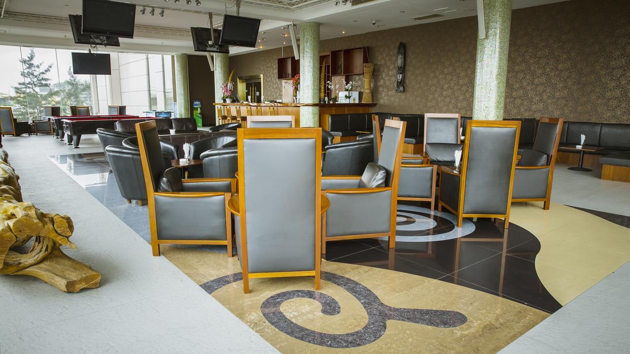 Lagos Oriental Hotel Экстерьер фото